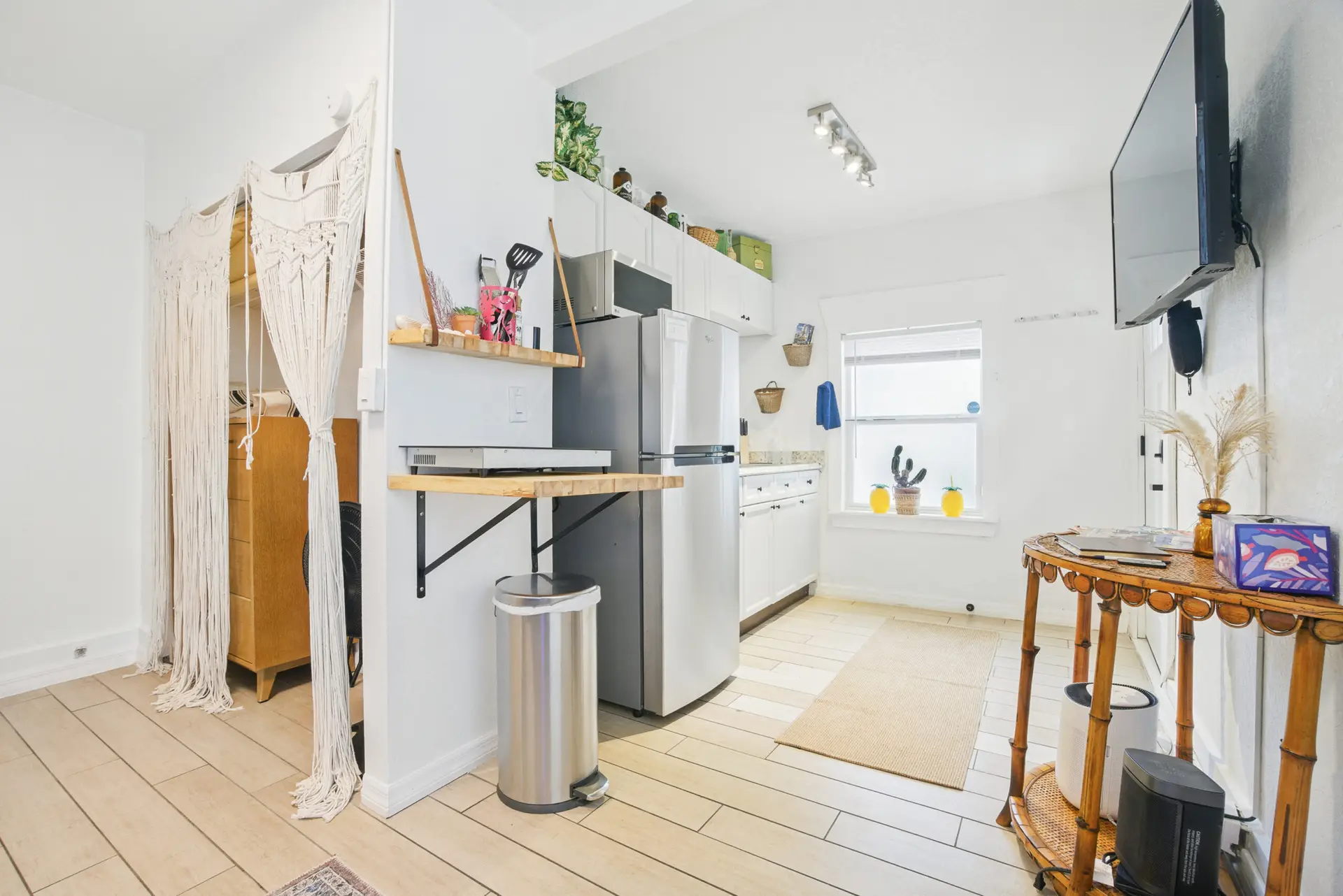 Grove Studio Two property view – Unit 5 vacation rental studio St. Petersburg FL