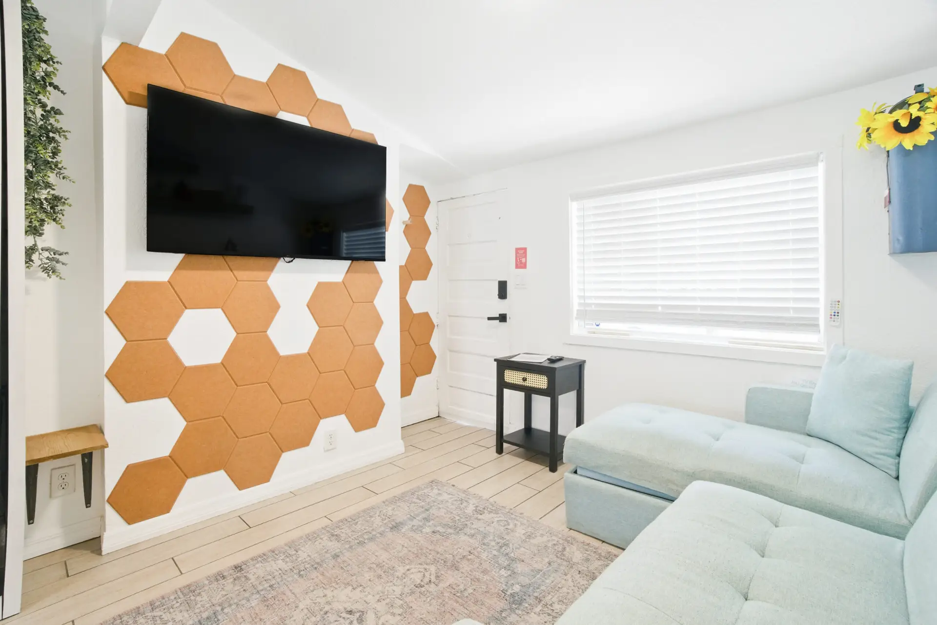 Grove Studio Two sleeping area – vacation rental studio St. Petersburg FL