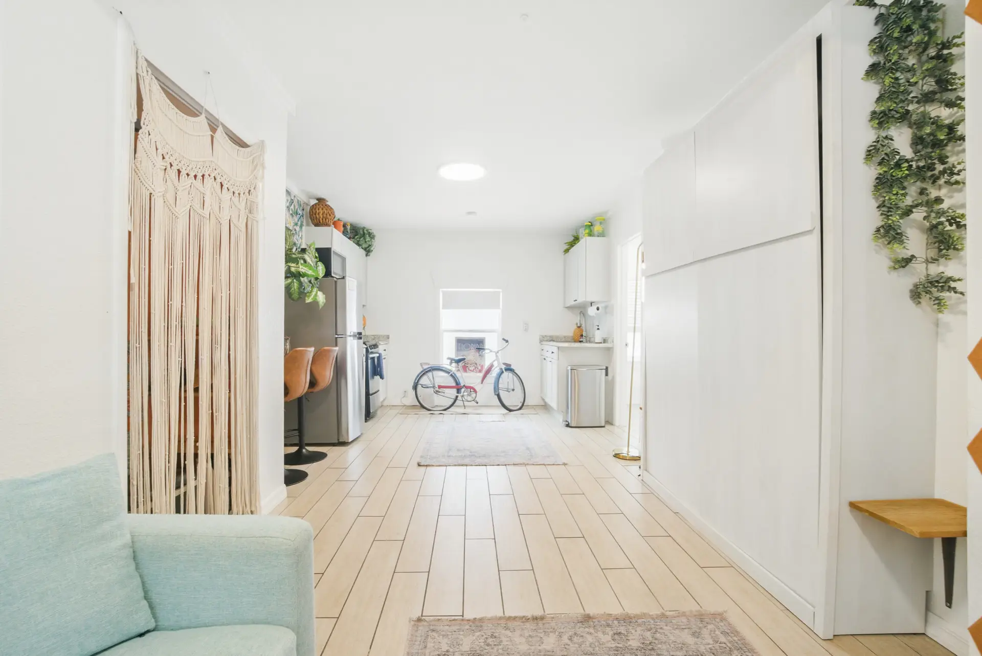 Grove Studio Two cozy living area – vacation rental studio St. Petersburg FL