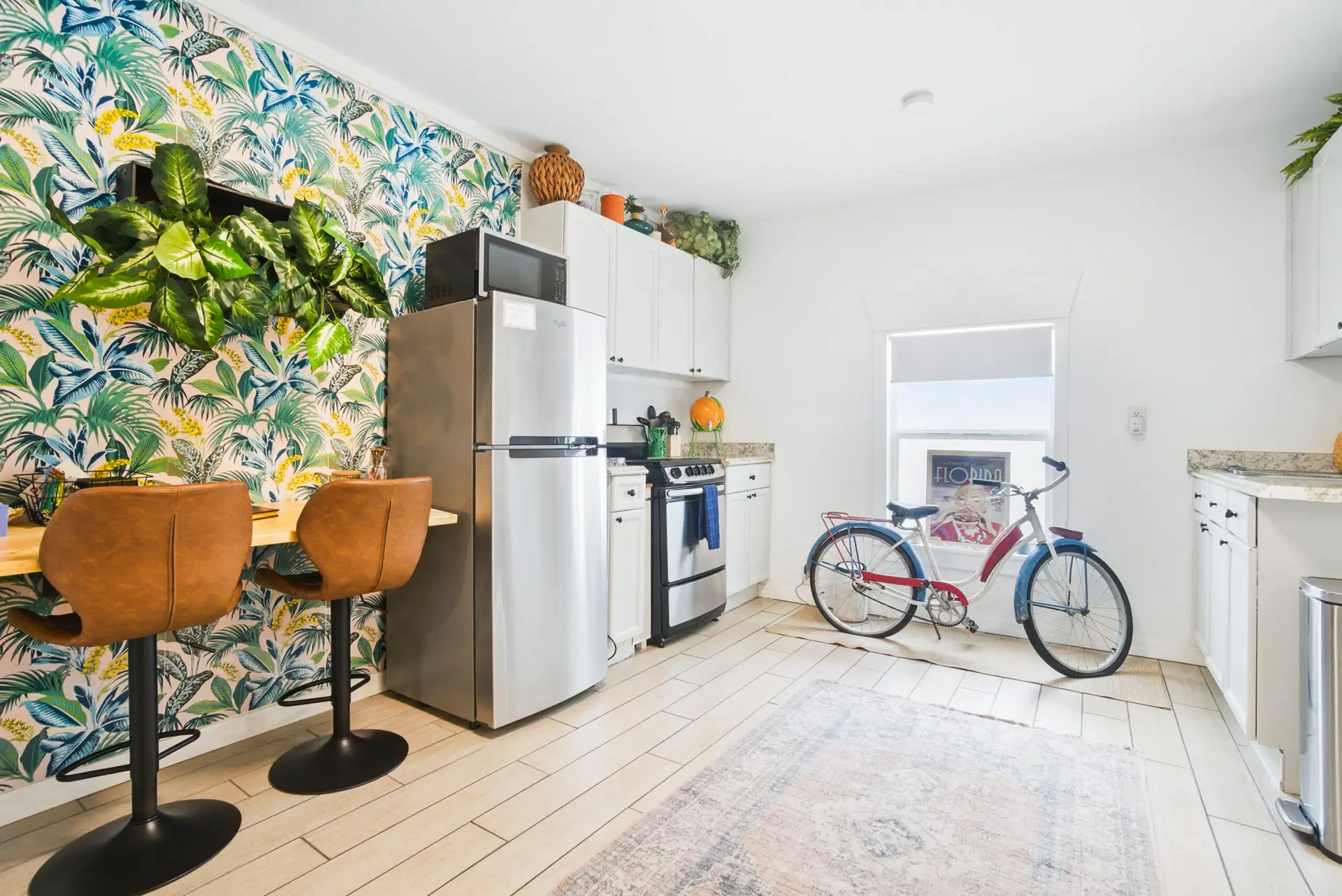 Grove Studio Two kitchen or dining area – vacation rental studio St. Pete FL